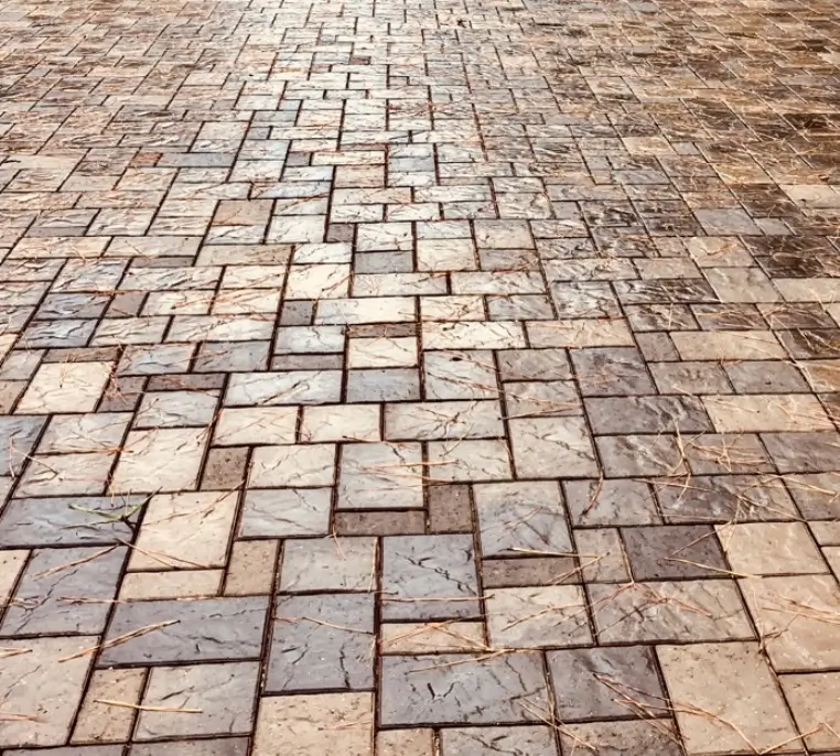 Pavers 400 sq ft $ 10,800