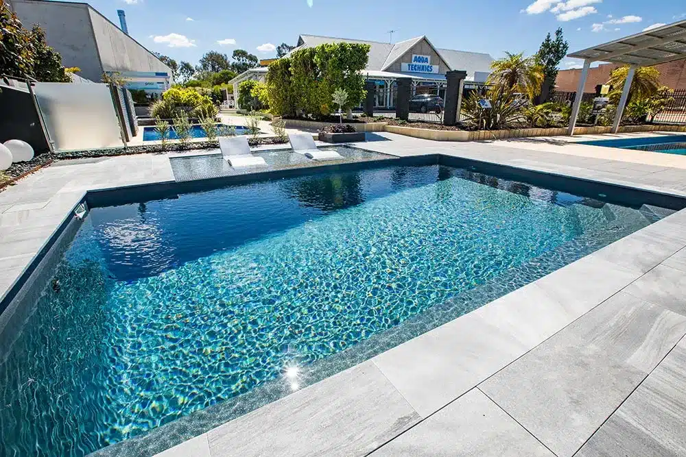 Avellino-Moonlight-pool