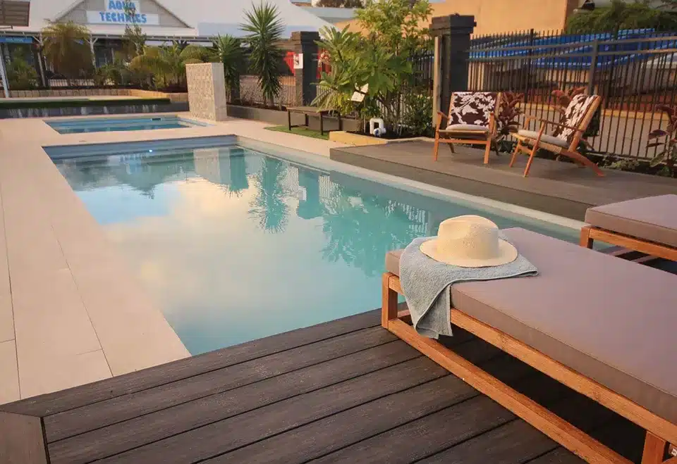 Elysian Fiberglass-Pool-gallery3