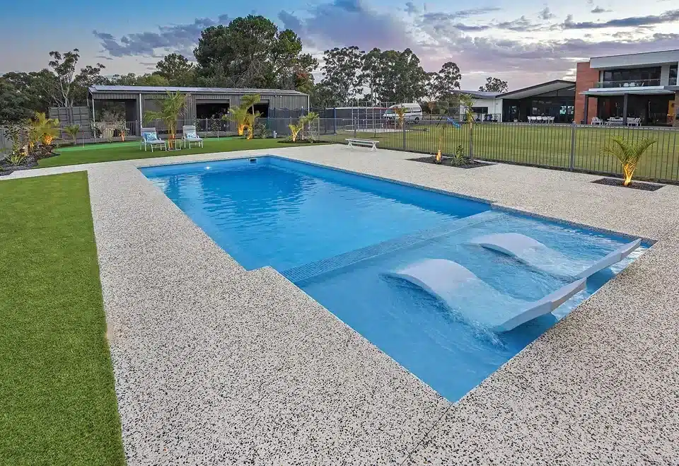 Paradise Tanning Ledge gallery3