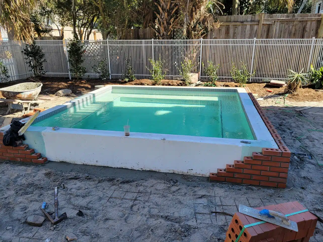 Plunge-Pool-in-modern penthouse-under-construction