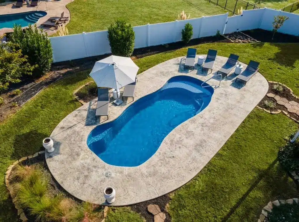 Vista Isle Fiberglass pool gallery image (3)