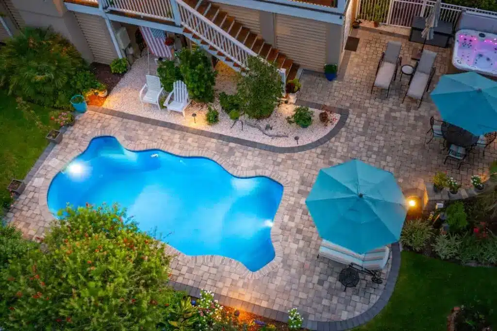 west fiberglass pool Gallery image (3)