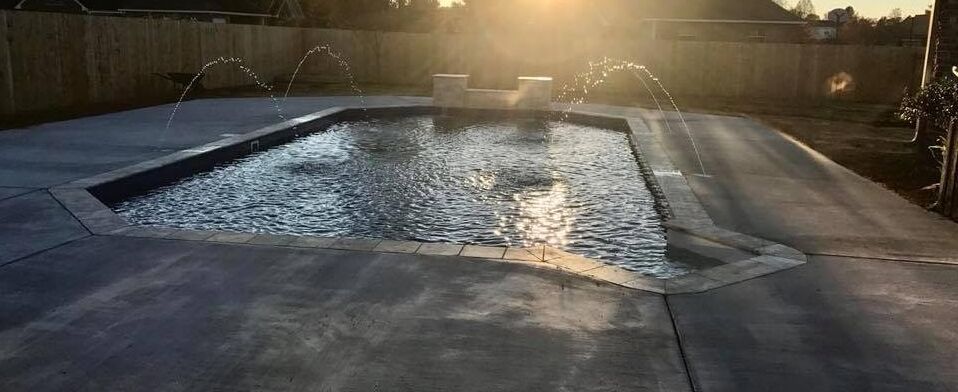 Grecian_Bay-Pool-Feature_2