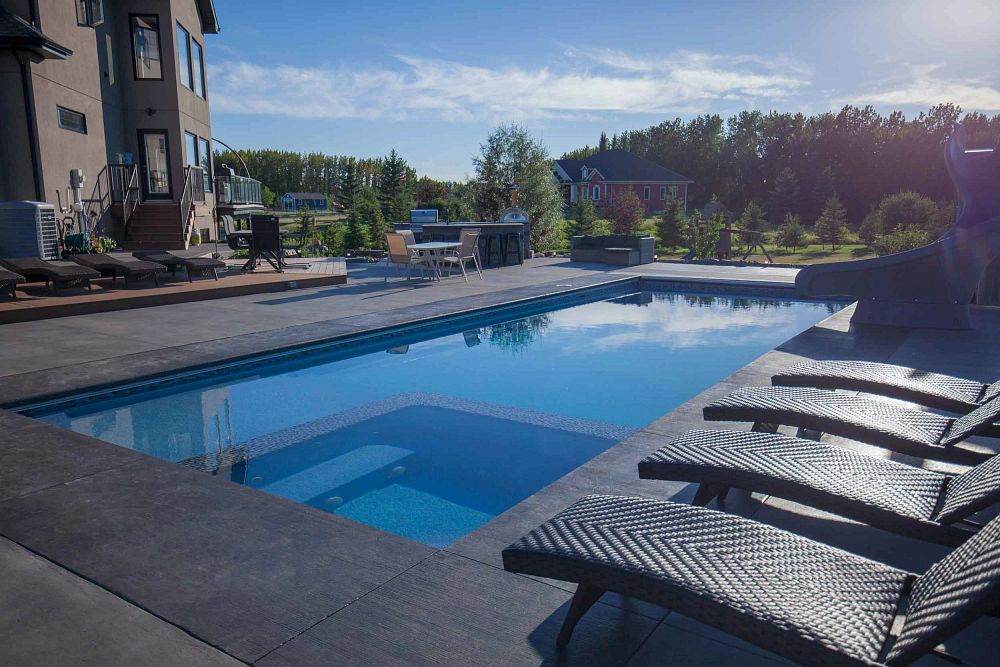 Astoria 16 gallery 1