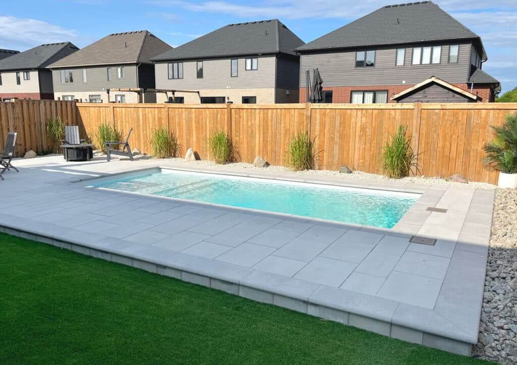 Corinthian 12 gallery 3